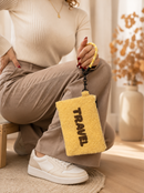 WD Lifestyle | Pochette Multiuso Effetto Bouclé con Laccio da Polso